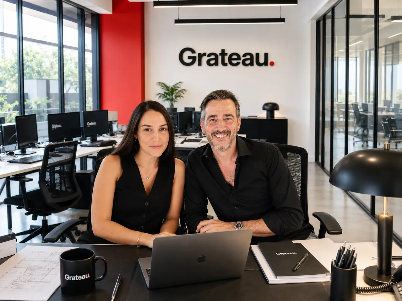 Dounya et David Neto, cofondateurs de Grateau Agency, dans les locaux de l'agence